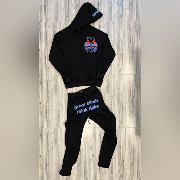 GTMA BLACK/BLUE SWEATSUIT - Picture 2 of 3